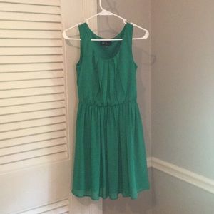 Green BCX flowy dress